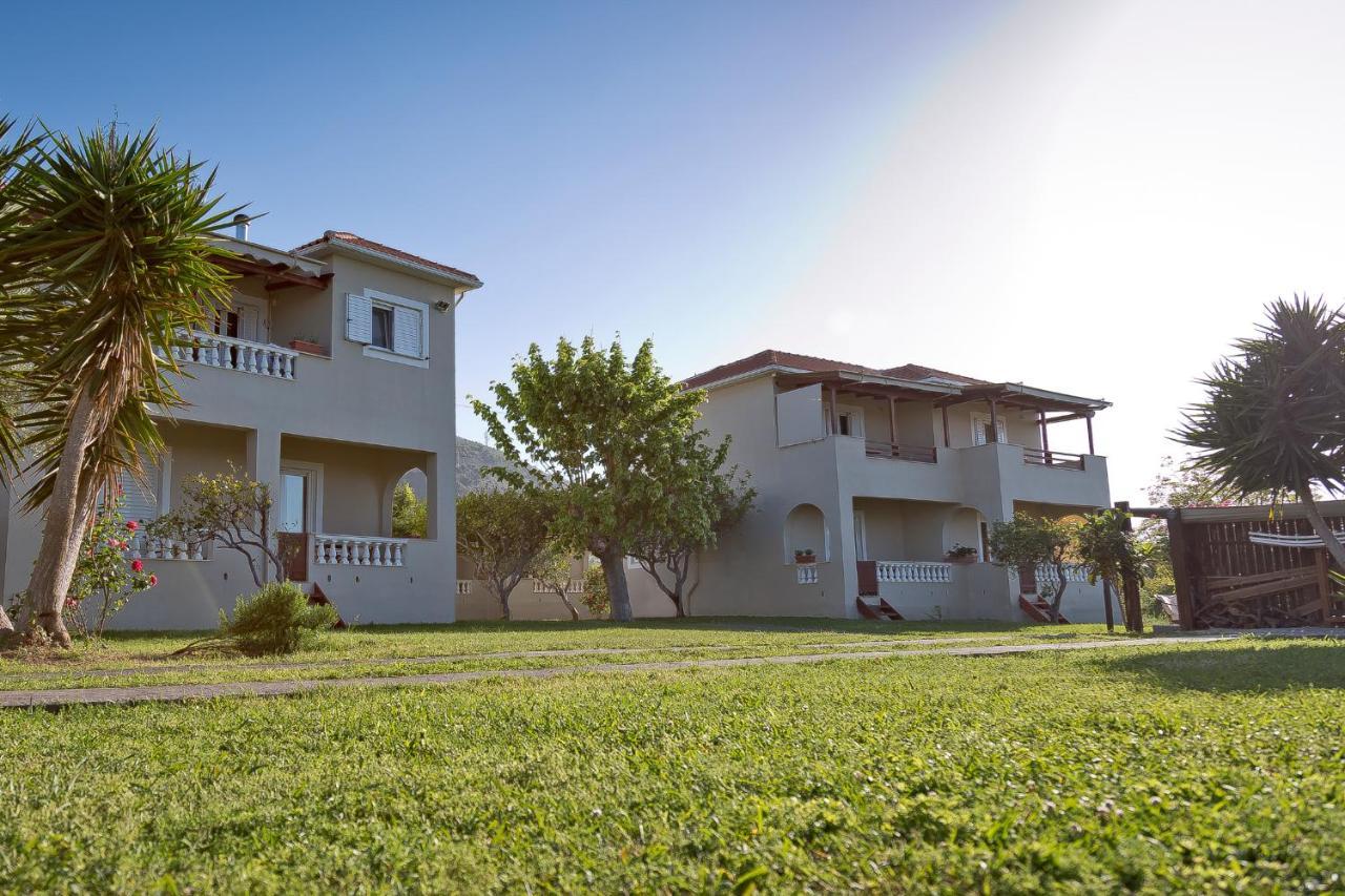 Caposaldo Apartments Akráta Exterior foto