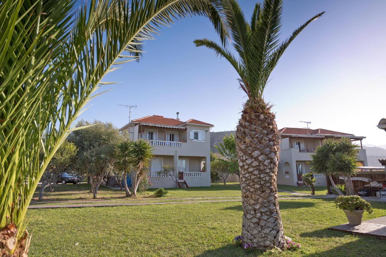 Caposaldo Apartments Akráta Exterior foto